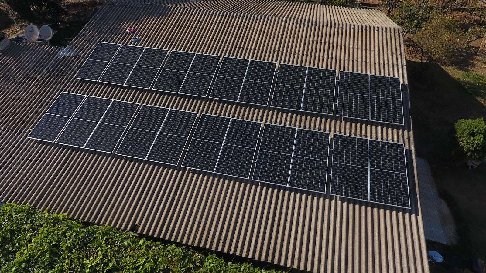 Clean solar panels on roof